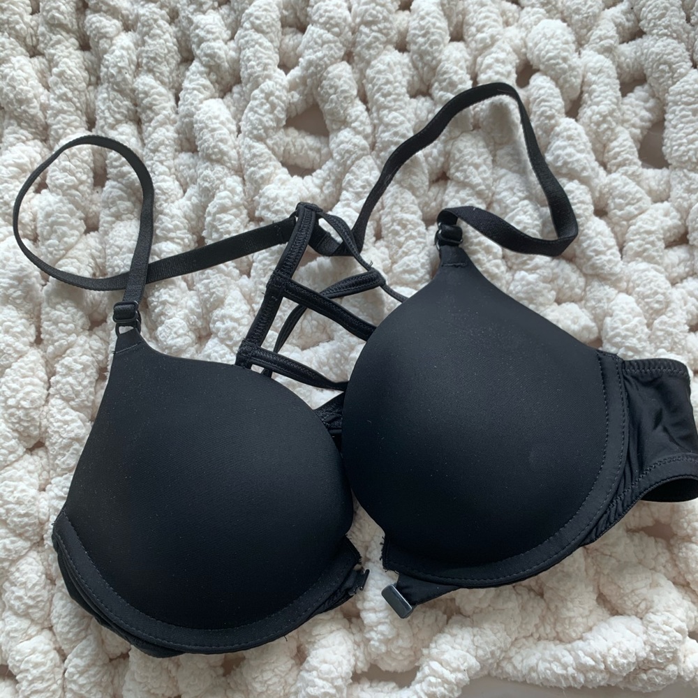 VS front-close push up bra